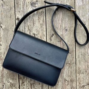Angela Roi - HAMILTON CROSSBODY - BLACK (luxury vegan handbag)